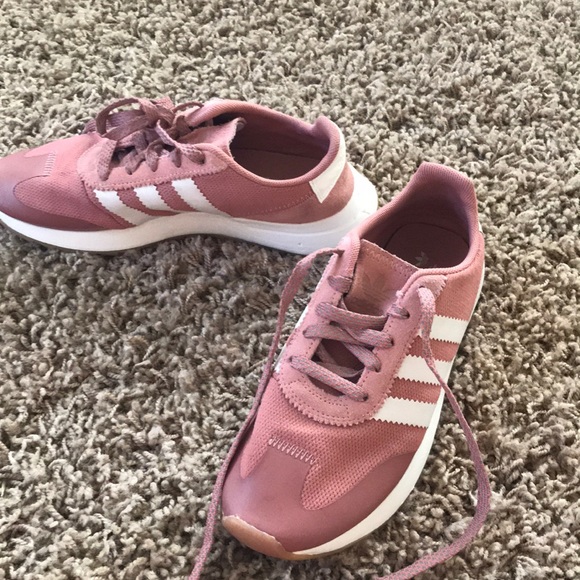 Adidas Sneakers - Picture 2 of 4